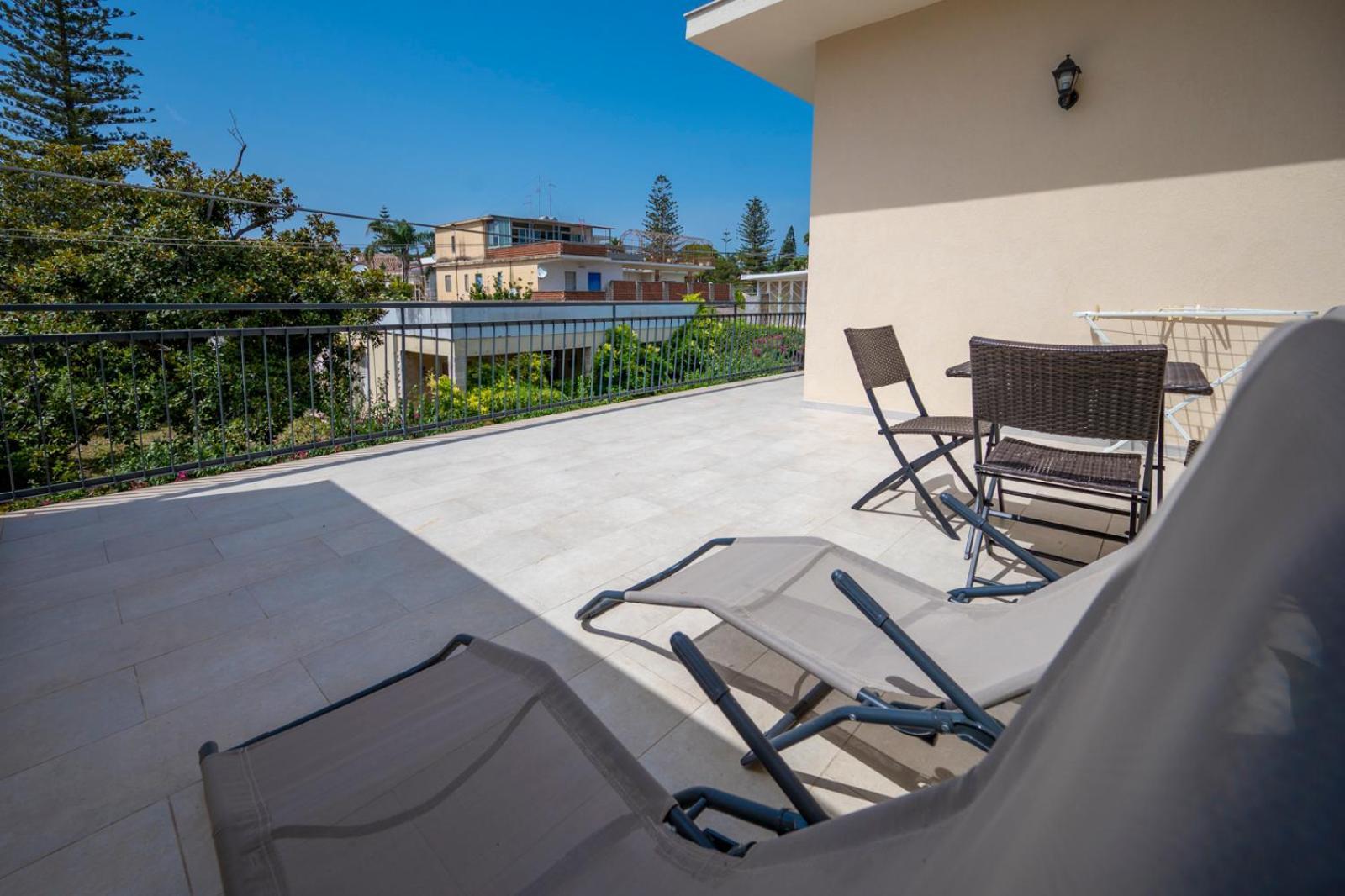 Villa Nisa Apartment Sea View Fontane Bianche Dış mekan fotoğraf